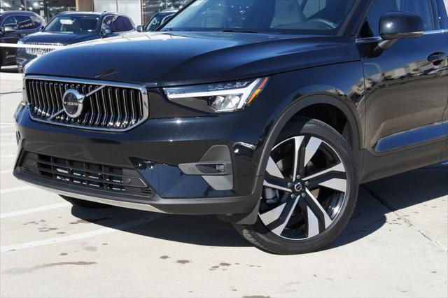 new 2025 Volvo XC40 car, priced at $50,240