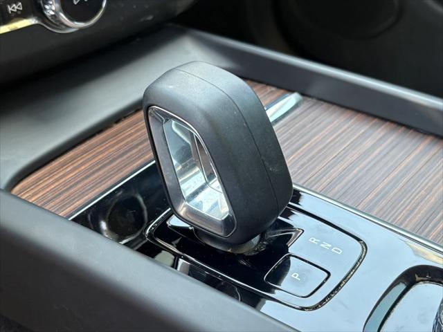 used 2023 Volvo XC60 car, priced at $39,725