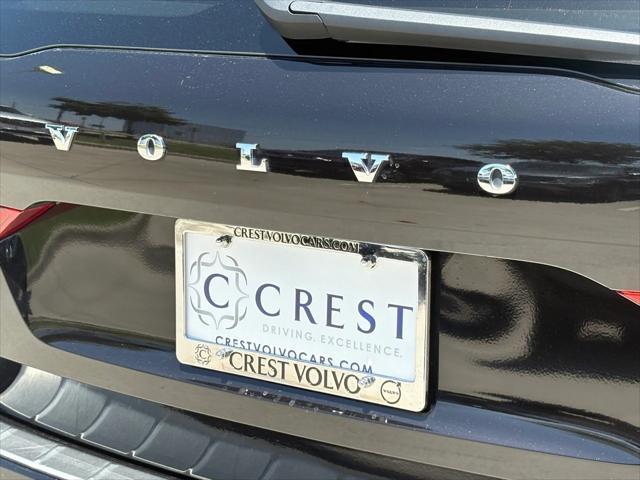 used 2023 Volvo XC60 car, priced at $39,725