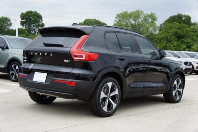 new 2025 Volvo XC40 car, priced at $47,315