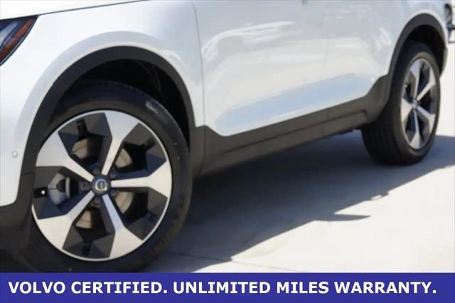 new 2025 Volvo XC40 car, priced at $45,315