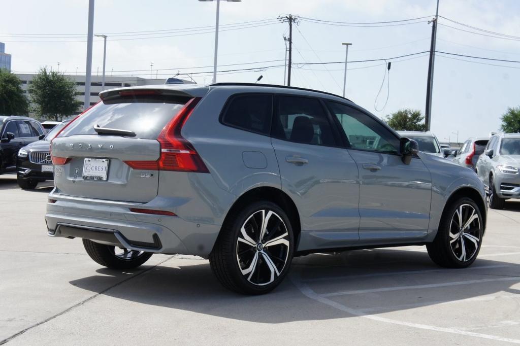 new 2025 Volvo XC60 car, priced at $63,965