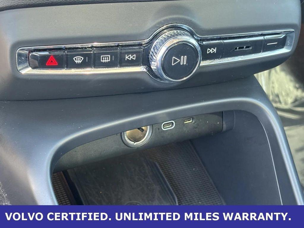 used 2025 Volvo XC40 car, priced at $34,500