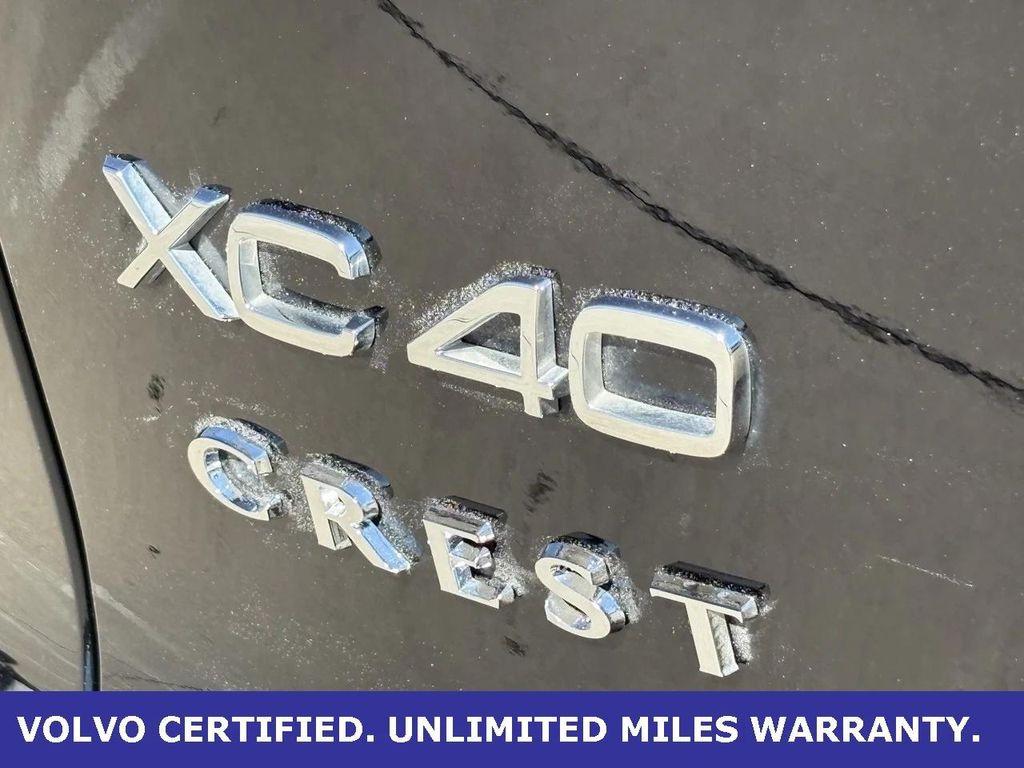 used 2025 Volvo XC40 car, priced at $34,500