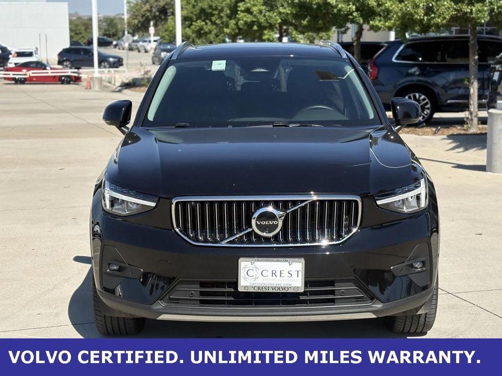 used 2025 Volvo XC40 car, priced at $34,500