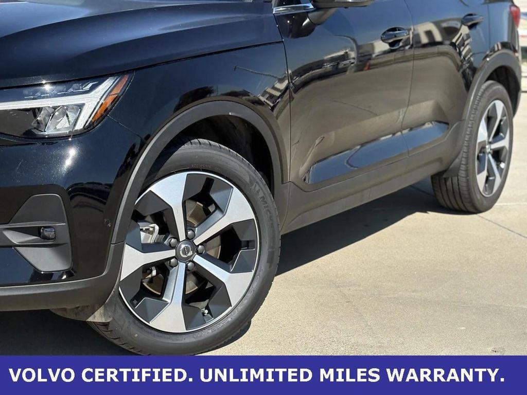 used 2025 Volvo XC40 car, priced at $34,500