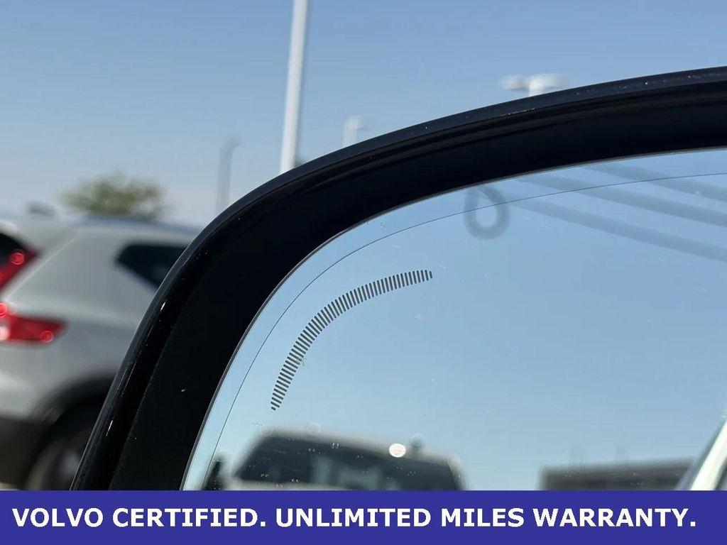 used 2025 Volvo XC40 car, priced at $34,500