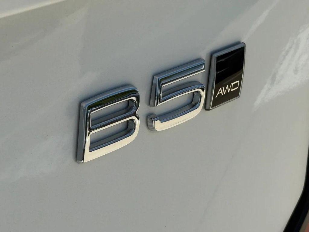 new 2026 Volvo XC90 car, priced at $73,050