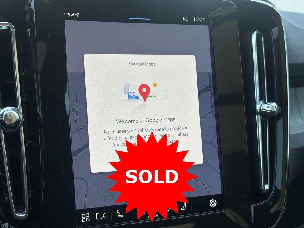 used 2025 Volvo XC40 car, priced at $33,900