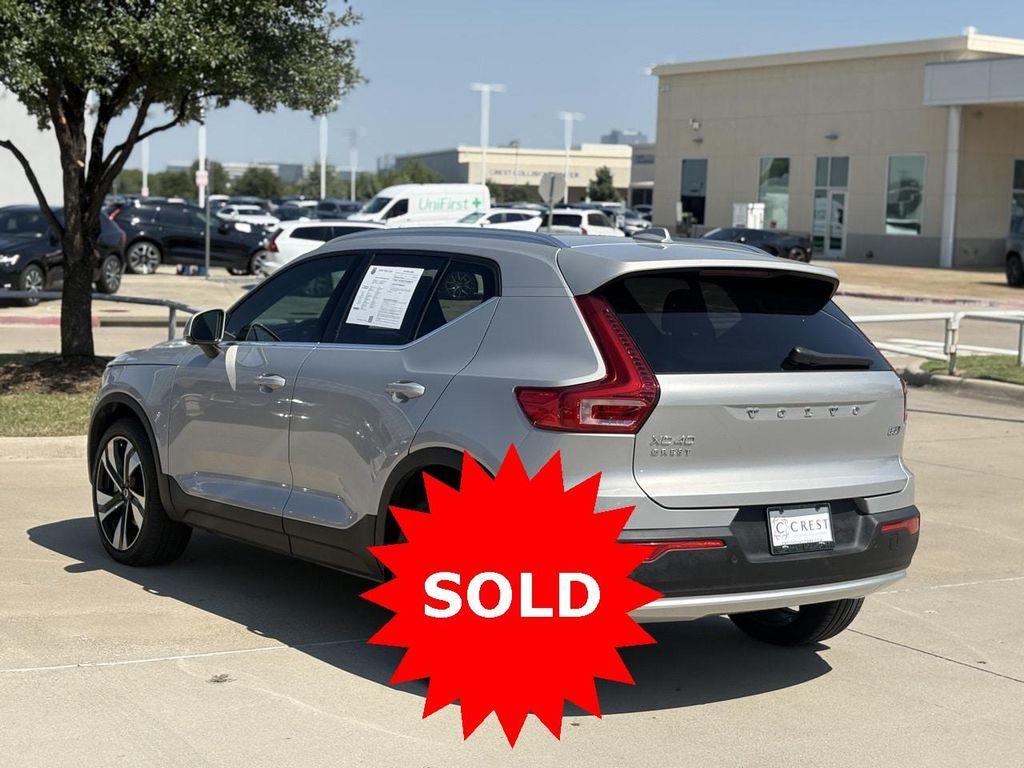 used 2025 Volvo XC40 car, priced at $33,900