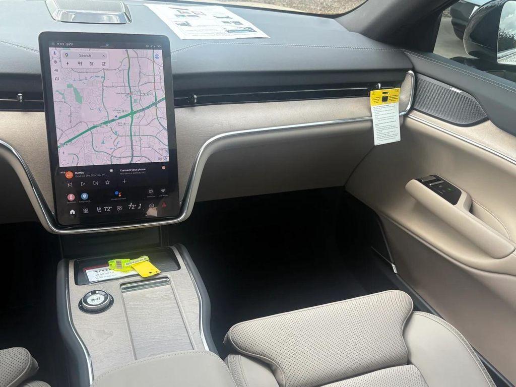 new 2025 Volvo EX90 car, priced at $83,036
