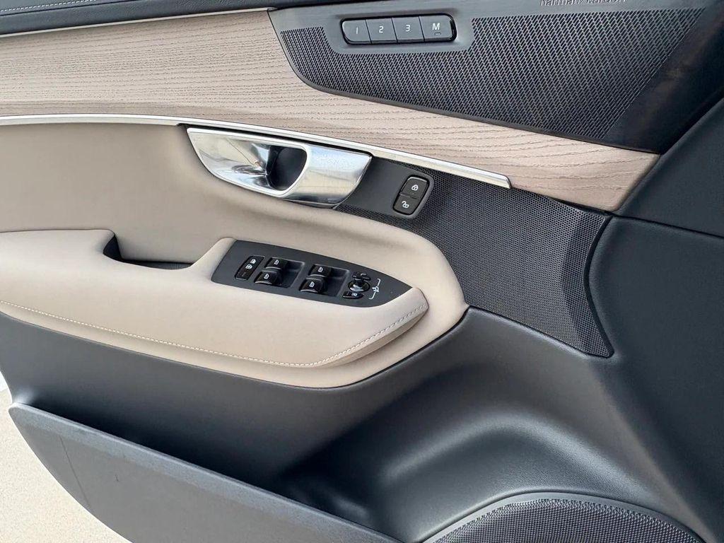 new 2026 Volvo XC90 car, priced at $71,825