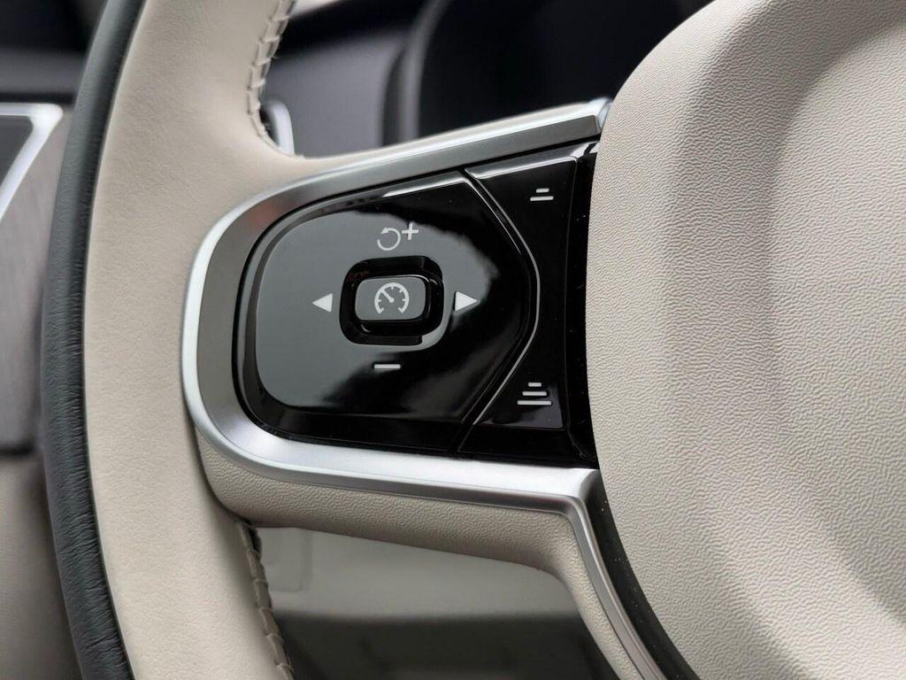 new 2025 Volvo XC90 Plug-In Hybrid car, priced at $72,927