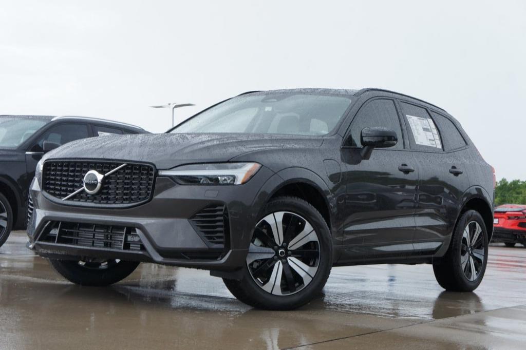 new 2025 Volvo XC60 Plug-In Hybrid car, priced at $58,685