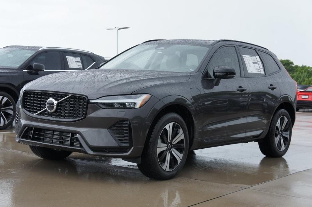 new 2025 Volvo XC60 Plug-In Hybrid car, priced at $58,685