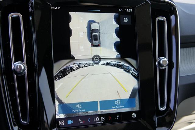 new 2025 Volvo XC40 car, priced at $51,015
