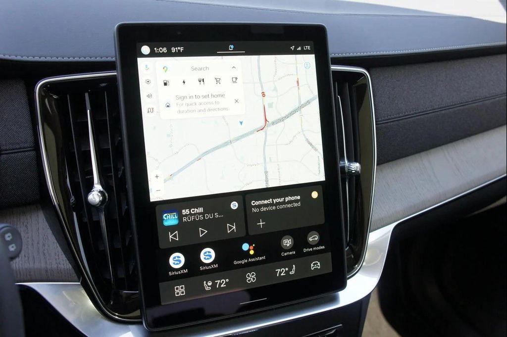 new 2025 Volvo XC90 Plug-In Hybrid car, priced at $82,405