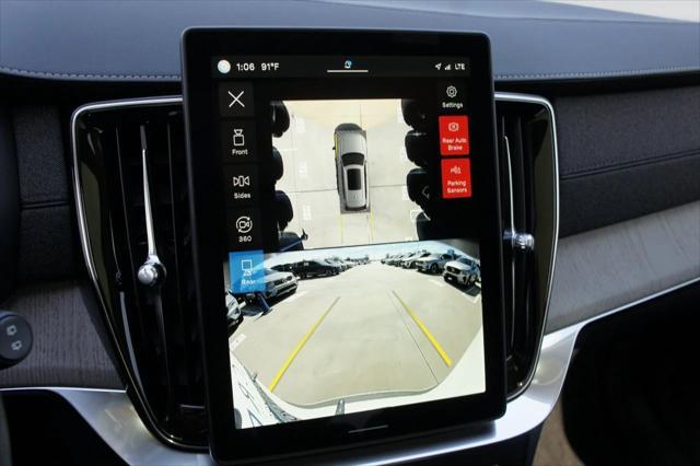 new 2025 Volvo XC90 Plug-In Hybrid car, priced at $82,405