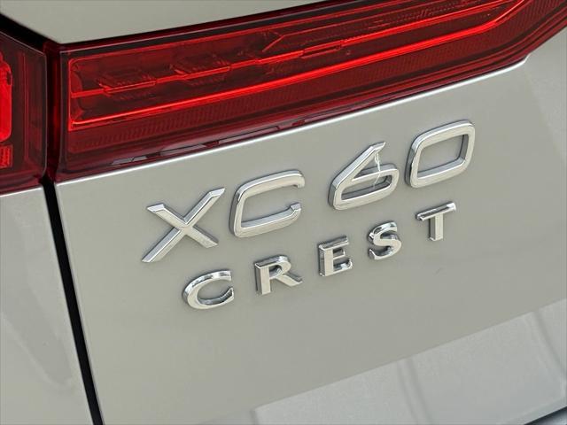 new 2025 Volvo XC60 car, priced at $45,710