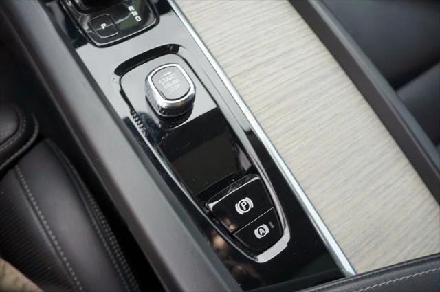 used 2022 Volvo XC60 car, priced at $37,499
