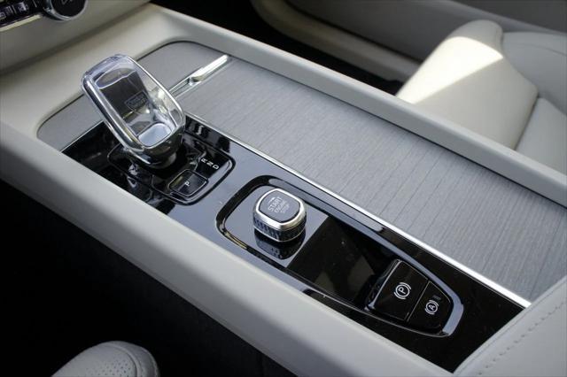 new 2025 Volvo XC60 car, priced at $61,260