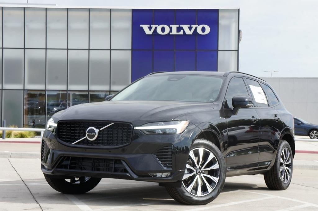 new 2024 Volvo XC60 car, priced at $45,992
