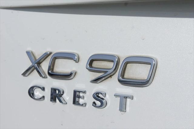 used 2022 Volvo XC90 car, priced at $35,055