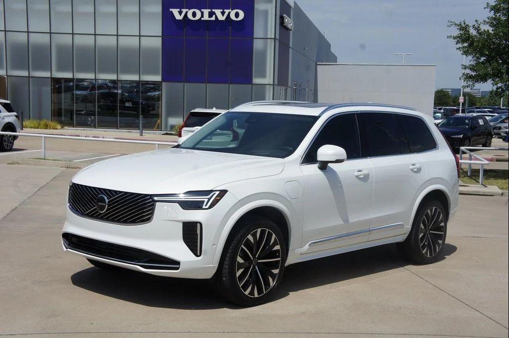 new 2025 Volvo XC90 Plug-In Hybrid car, priced at $82,405