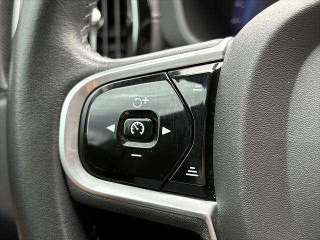 used 2022 Volvo XC60 car, priced at $42,498