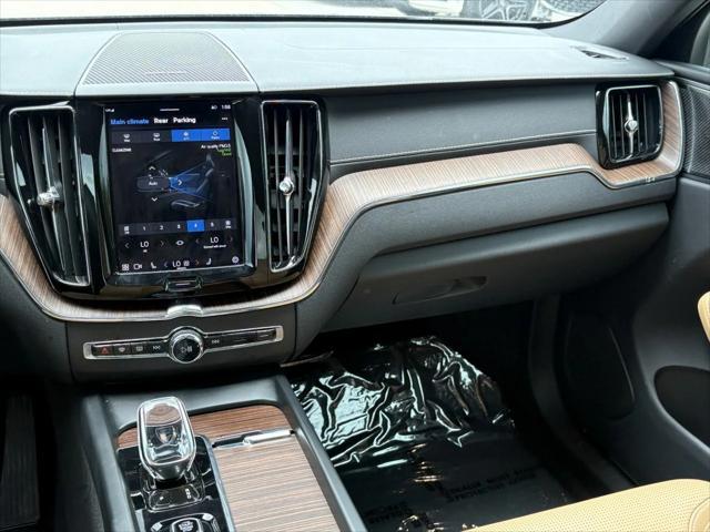 used 2022 Volvo XC60 car, priced at $42,498