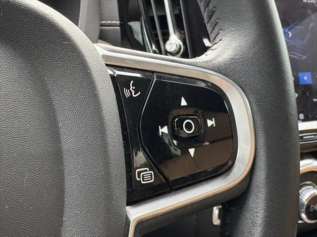 used 2022 Volvo XC60 car, priced at $42,498