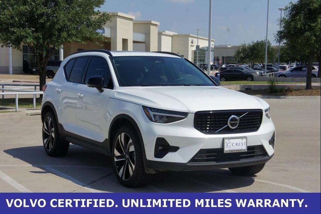 used 2025 Volvo XC40 car, priced at $33,490