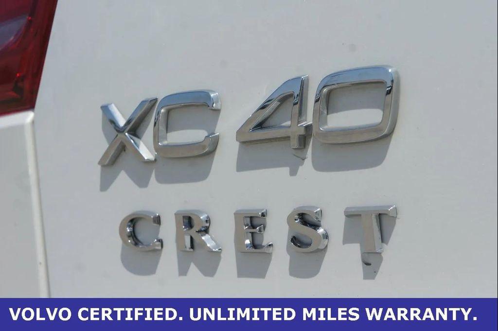 used 2025 Volvo XC40 car, priced at $33,490