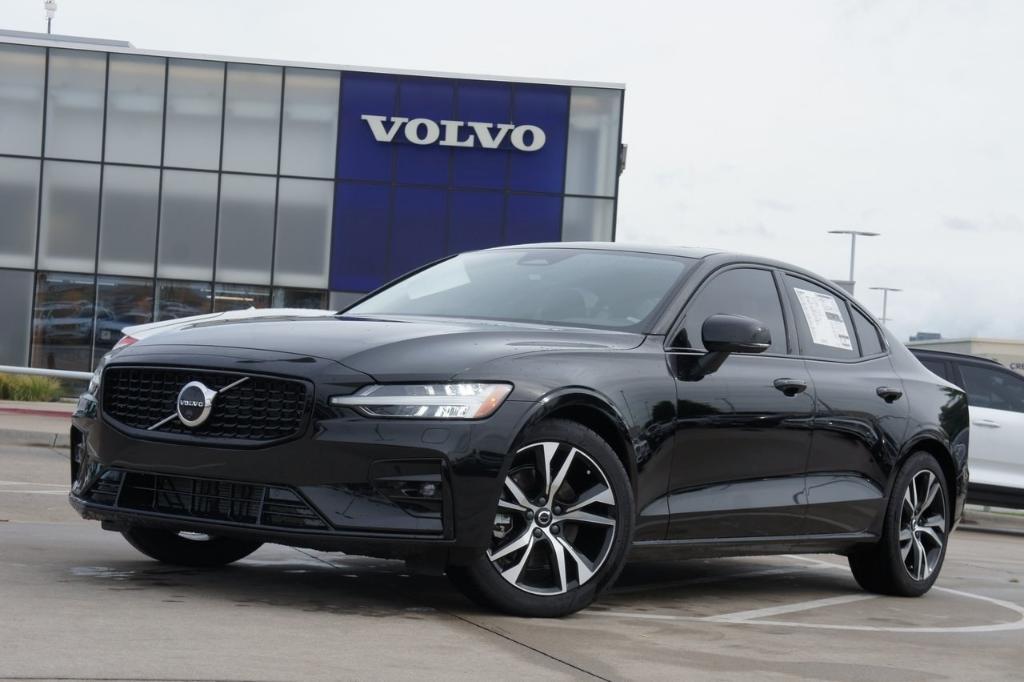 new 2024 Volvo S60 car, priced at $49,472