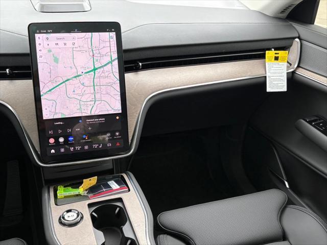 new 2025 Volvo EX90 car, priced at $89,285
