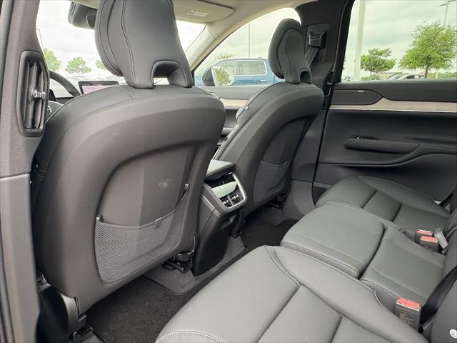 new 2025 Volvo EX90 car, priced at $89,285