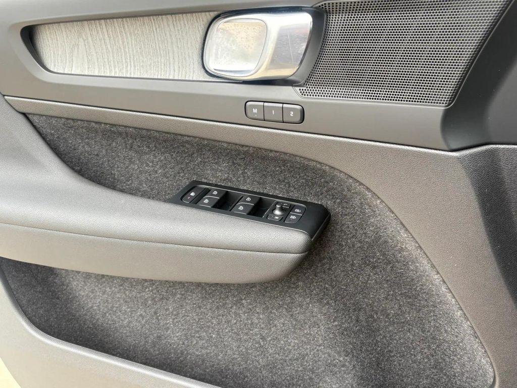 new 2026 Volvo XC40 car, priced at $50,150