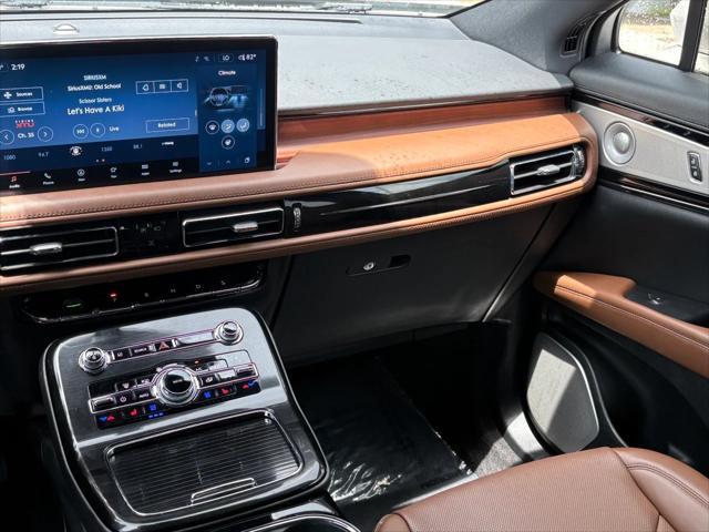 used 2022 Lincoln Nautilus car, priced at $39,488