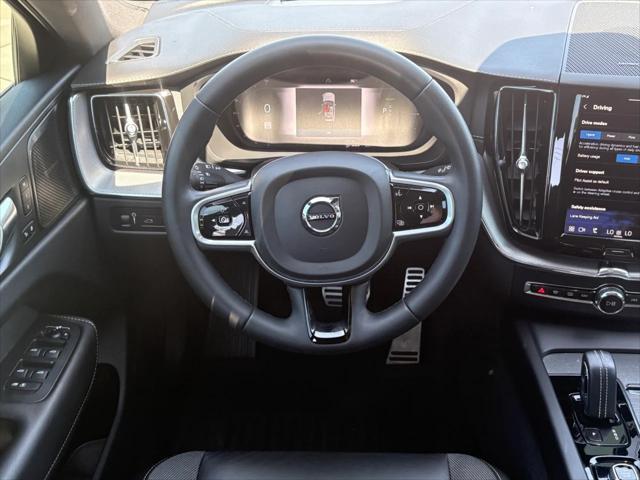 used 2022 Volvo XC60 Recharge Plug-In Hybrid car, priced at $37,611