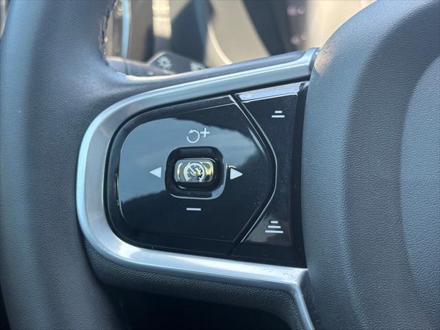 used 2022 Volvo XC60 Recharge Plug-In Hybrid car, priced at $37,611