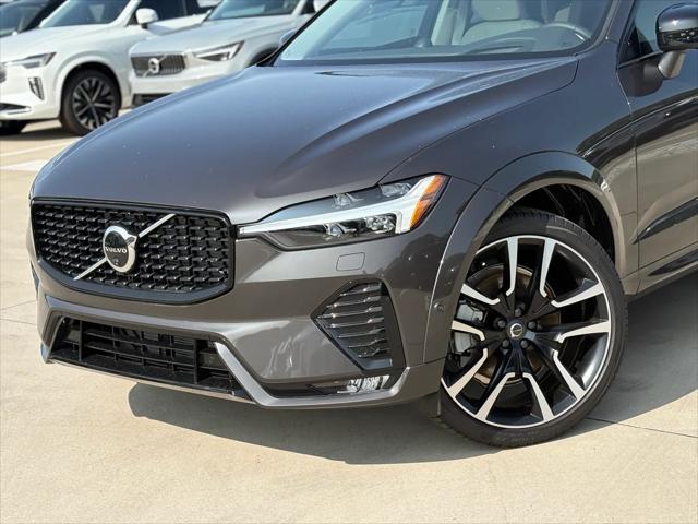 new 2025 Volvo XC60 car, priced at $66,935