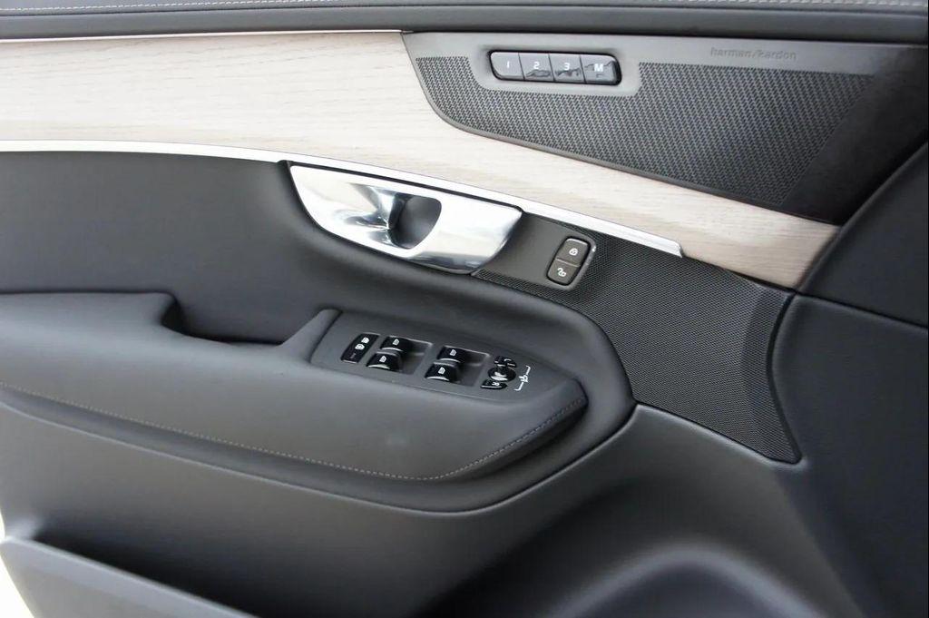 new 2025 Volvo XC90 Plug-In Hybrid car, priced at $78,805