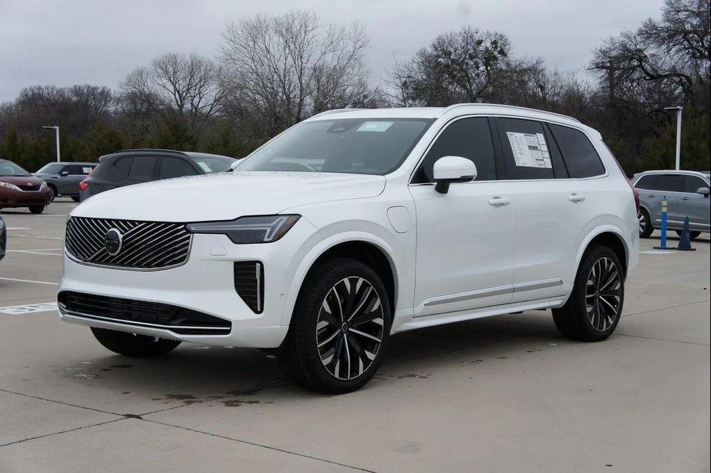 new 2025 Volvo XC90 Plug-In Hybrid car, priced at $78,805