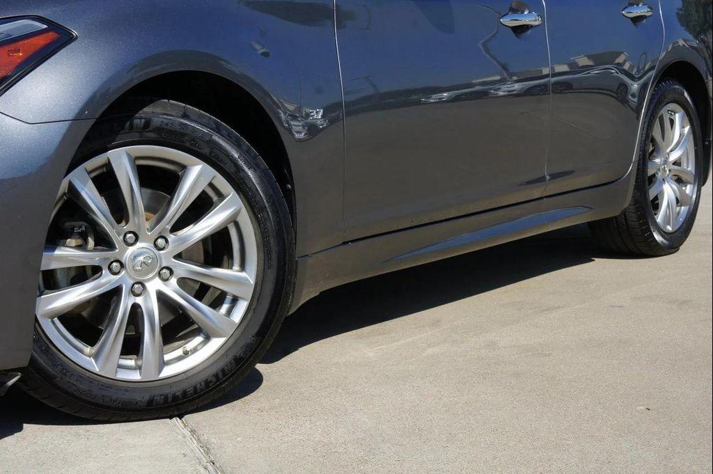 used 2019 INFINITI Q70 car, priced at $16,500
