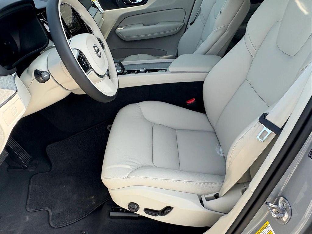 new 2025 Volvo XC60 car, priced at $53,745