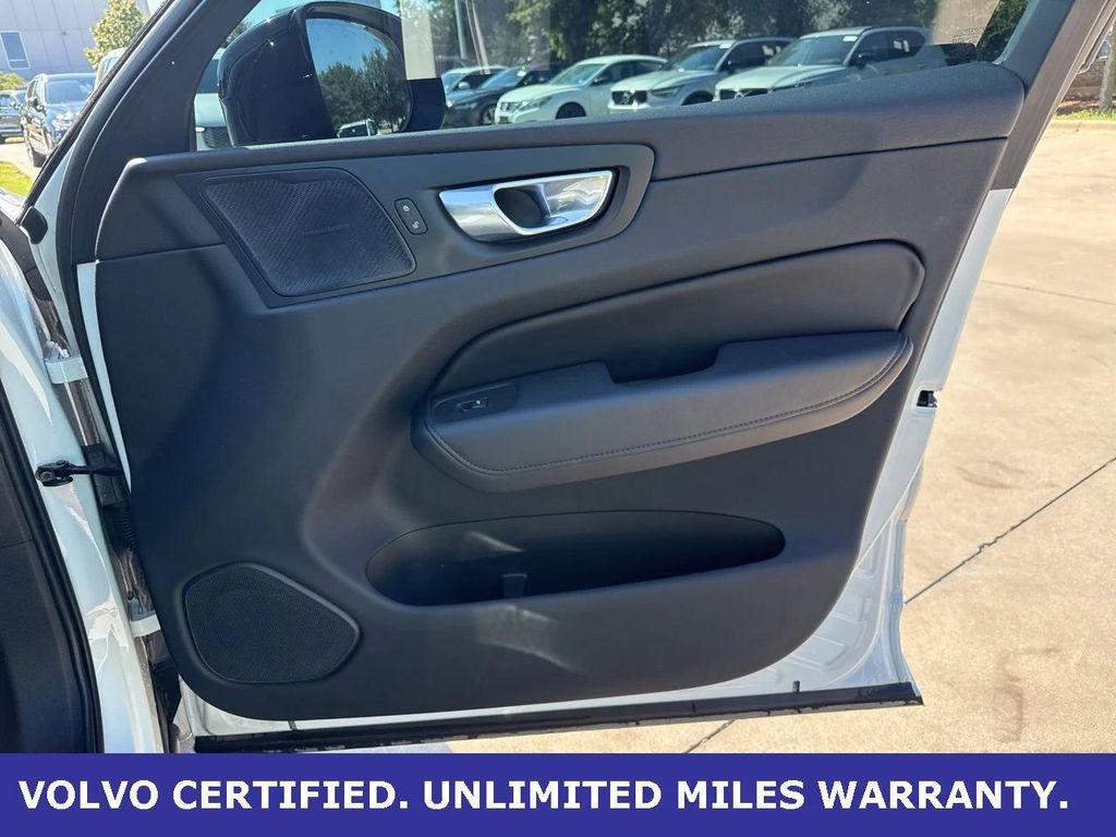 used 2023 Volvo XC60 car, priced at $32,500