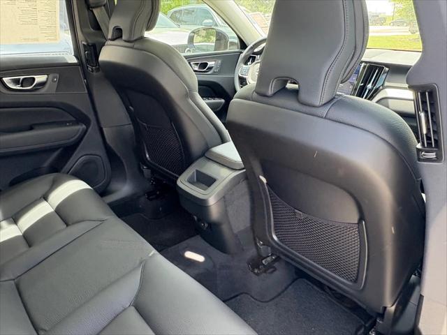 new 2025 Volvo XC60 car, priced at $54,585