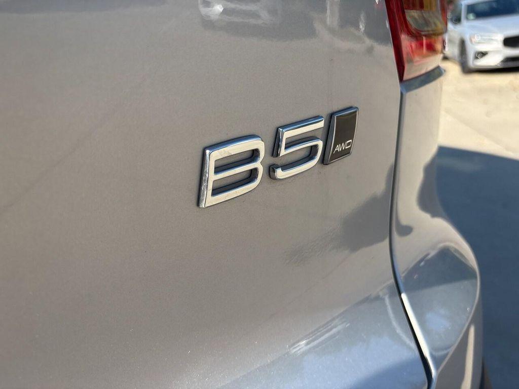 used 2025 Volvo XC40 car, priced at $34,800