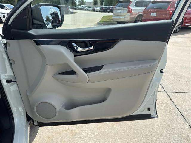 used 2019 Nissan Rogue Sport car, priced at $17,937