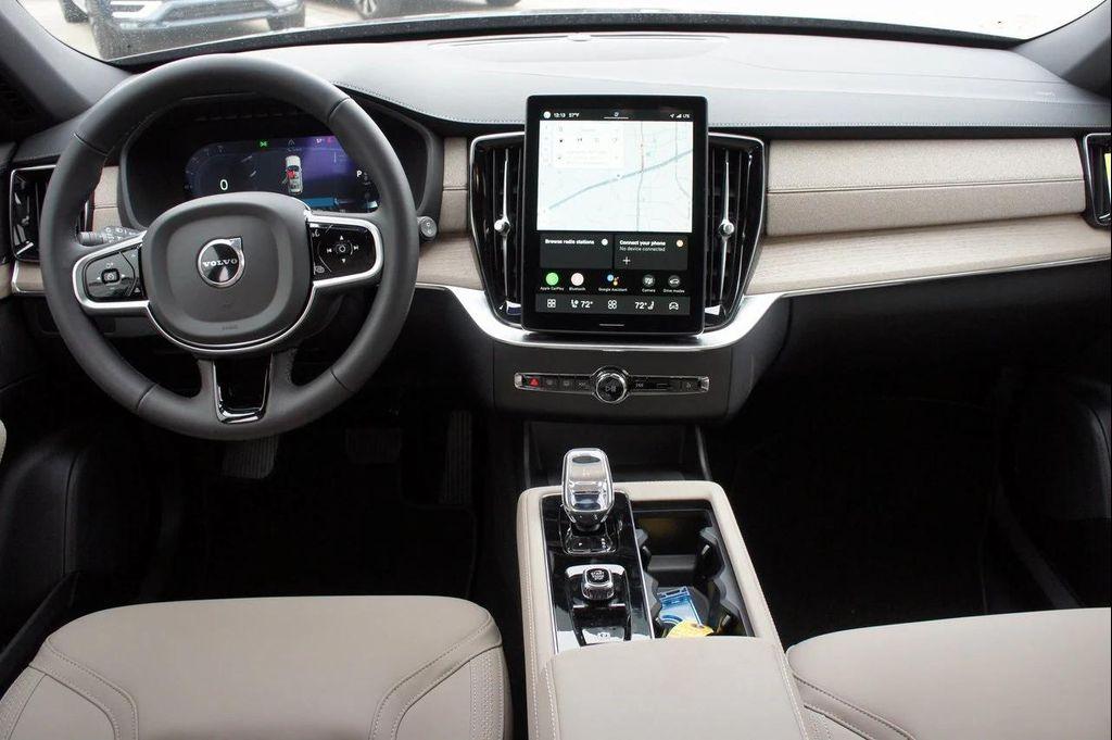 new 2025 Volvo XC90 car, priced at $66,695